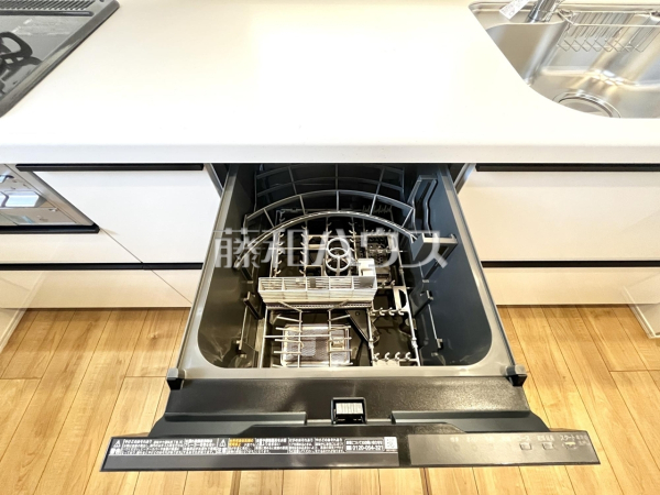 キッチン　【調布市入間町２丁目】