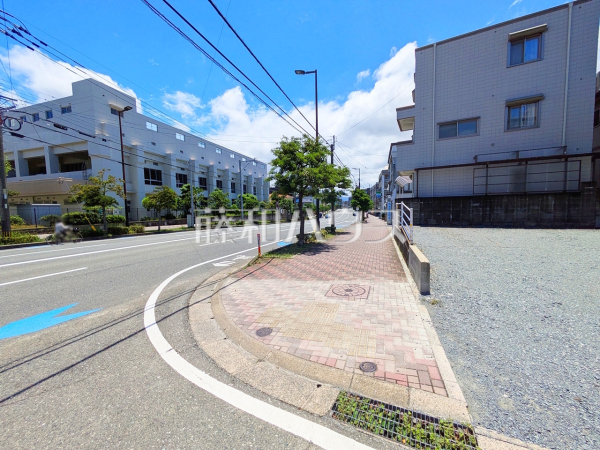 接道状況および現場風景　【福岡市西区姪の浜３丁目】