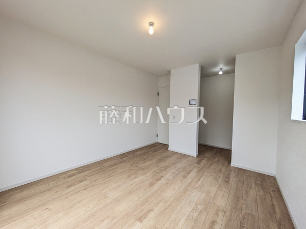 居室　【八王子市長房町】