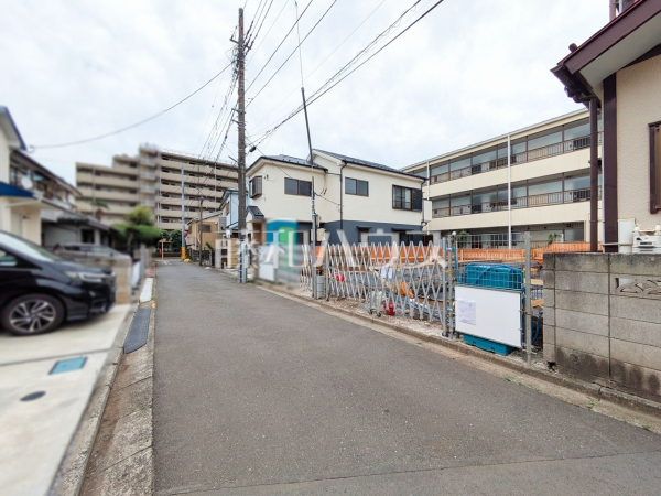 接道状況および現場風景　【所沢市けやき台１丁目】ぜひ実物をご覧いただきたく思います。喜んでご案内いたしますのでお気軽にお問合せ下さい。