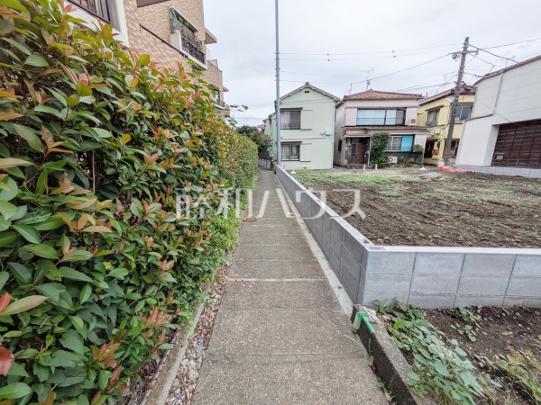 接道状況および現場風景　【杉並区成田東１丁目】