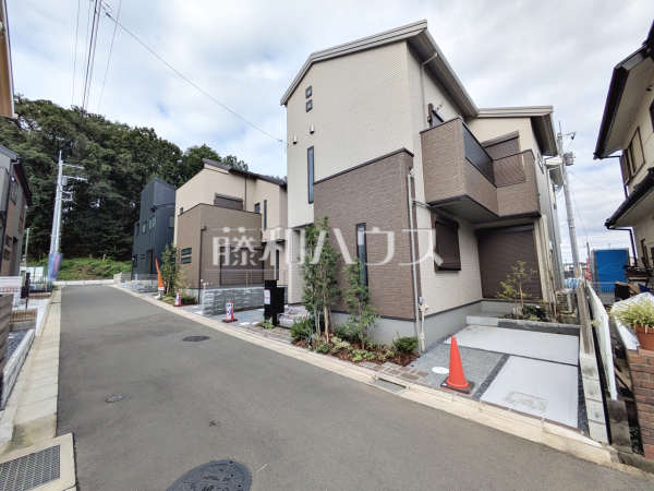接道状況および現場風景　【所沢市大字北秋津】