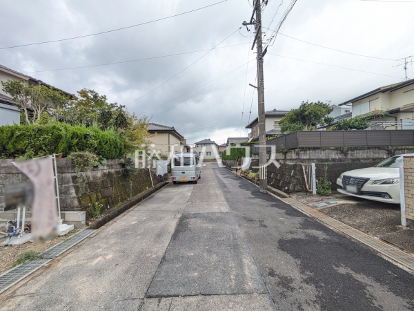 接道状況および現場風景 【春日井市中央台6丁目】 接道状況および現場風景 【春日井市中央台6丁目】