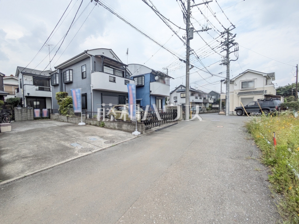 接道状況および現場風景 【東村山市久米川町2丁目】 接道状況および現場風景 【東村山市久米川町2丁目】