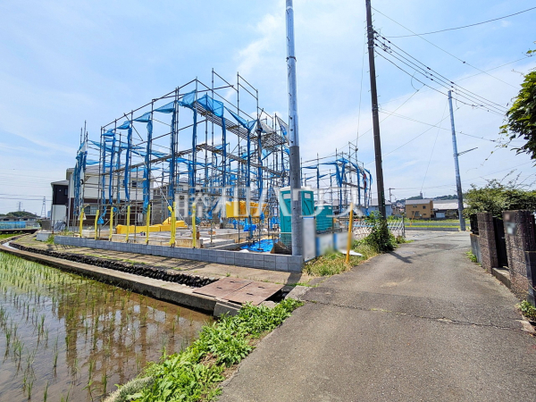 接道状況および現場風景　【日野市新井１丁目】