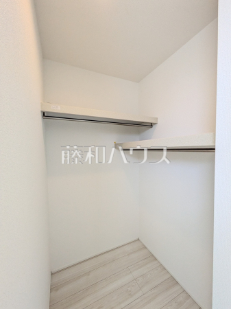 3号棟　ウォークインクローゼット　【うるま市字西原】