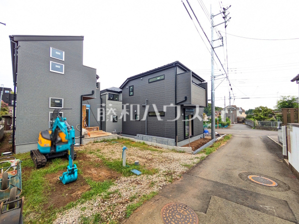 接道状況および現場風景　【武蔵村山市中藤５丁目】