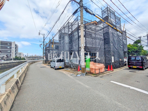接道状況および現場風景　【福岡市早良区飯倉３丁目】