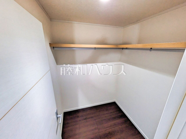 収納　【新座市新堀１丁目】