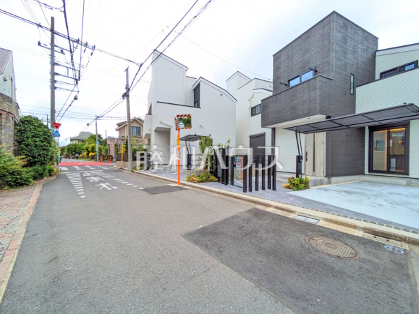 接道状況および現場風景　【国分寺市西恋ヶ窪４丁目】