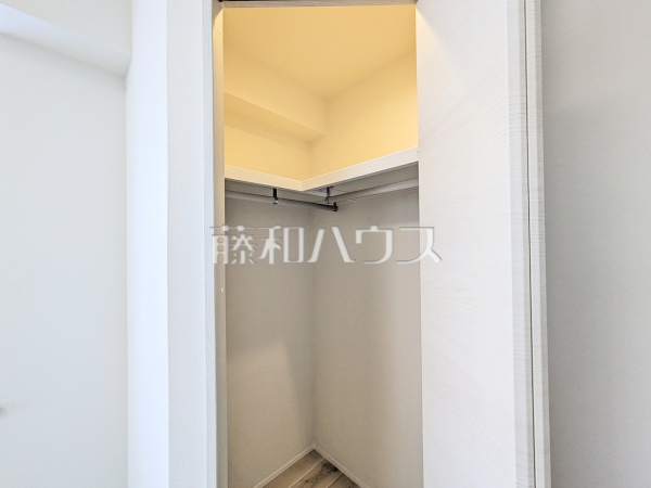 ウォークインクローゼット　【グローベルガーデン豊田ディーセントスクエア】