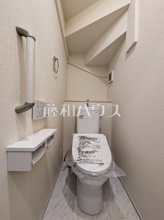 1号棟　トイレ　【八王子市石川町】