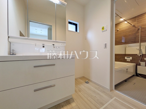 洗面室　【三鷹市井口４丁目】