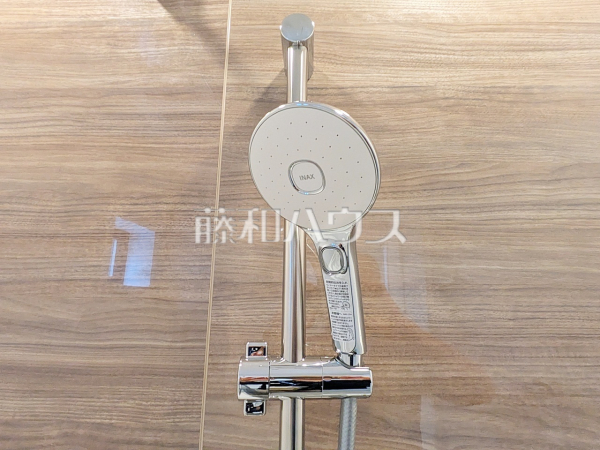 スイッチ付シャワーヘッド　【三鷹市井口４丁目】