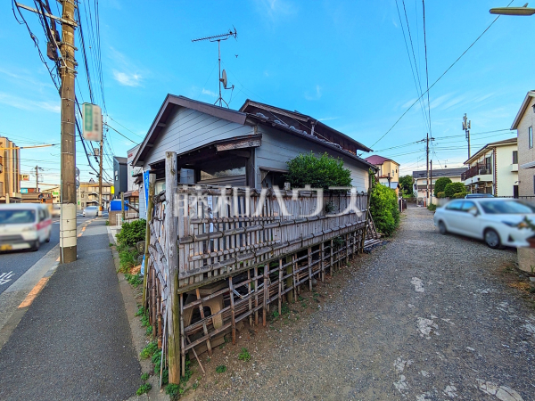 接道状況および現場風景(現況：古屋有)　【三鷹市中原２丁目】