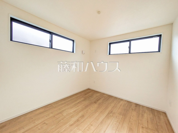 居室　【八王子市台町１丁目】