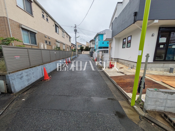接道状況および現場風景 【世田谷区桜上水2丁目】 接道状況および現場風景 【世田谷区桜上水2丁目】