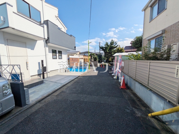 接道状況および現場風景 【世田谷区桜上水2丁目】 接道状況および現場風景 【世田谷区桜上水2丁目】