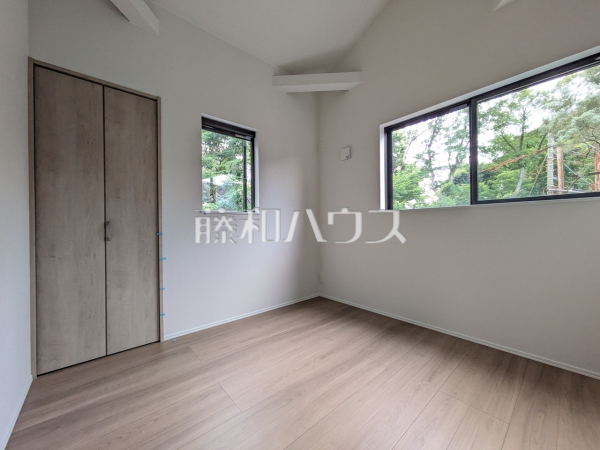 居室　【小平市津田町２丁目】