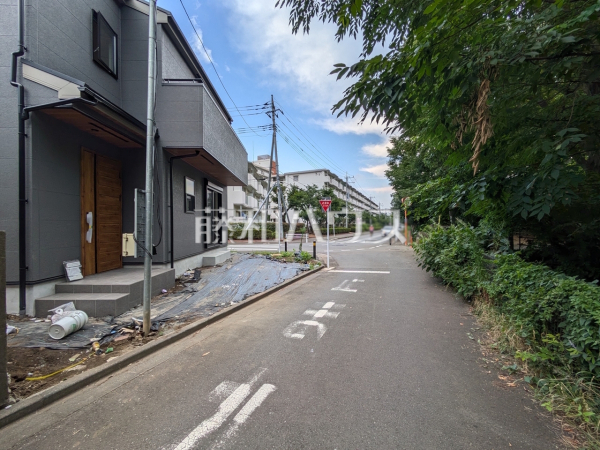接道状況および現場風景　【小平市津田町２丁目】