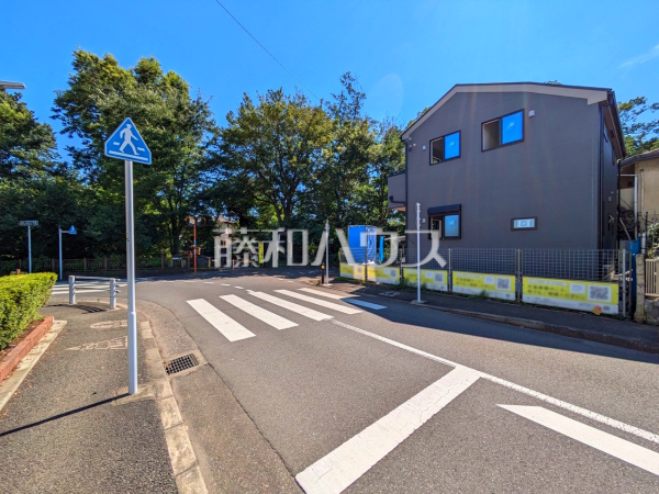 接道状況および現場風景　【小平市津田町２丁目】