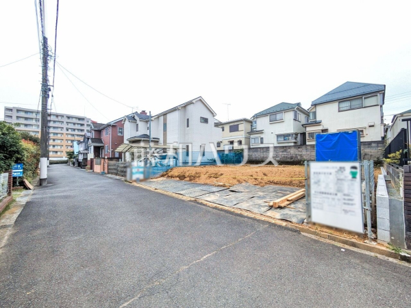 接道状況および現場風景　【八王子市絹ケ丘２丁目】