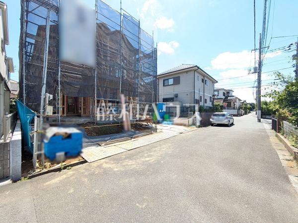 接道状況および現場風景　【八王子市絹ケ丘２丁目】