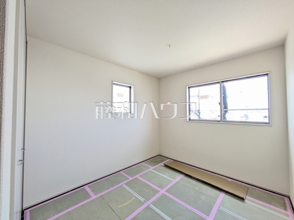 1号棟　居室（施工中）　【宜野湾市赤道２丁目】