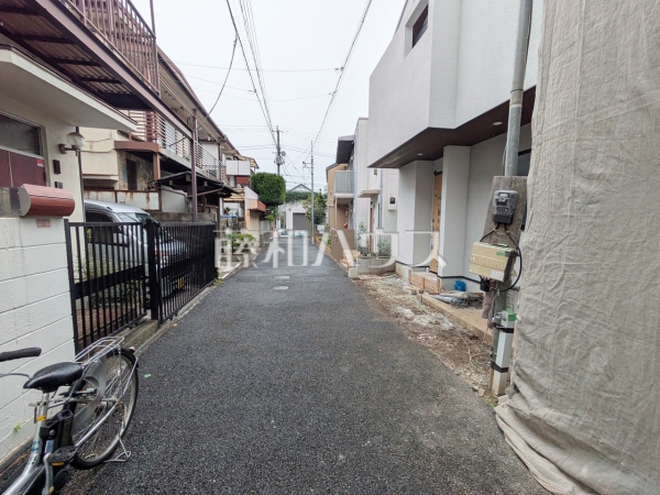 接道状況および現場風景 【杉並区阿佐谷南1丁目】 接道状況および現場風景 【杉並区阿佐谷南1丁目】