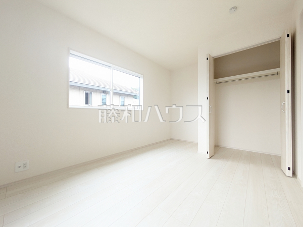 2号棟　居室　【福岡市南区柏原２丁目】