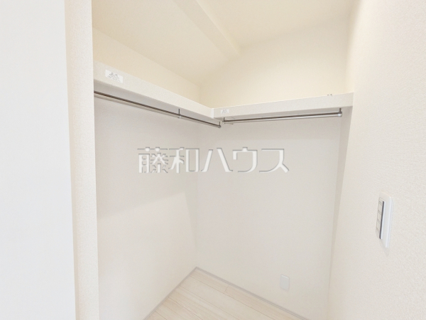 収納　【調布市調布ケ丘３丁目】