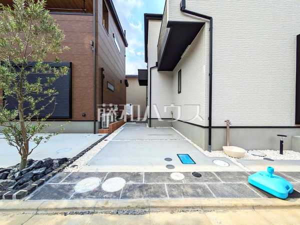 1号棟　カースペース　【朝霞市三原５丁目】
