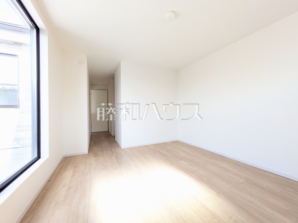 居室　【西東京市向台町６丁目】