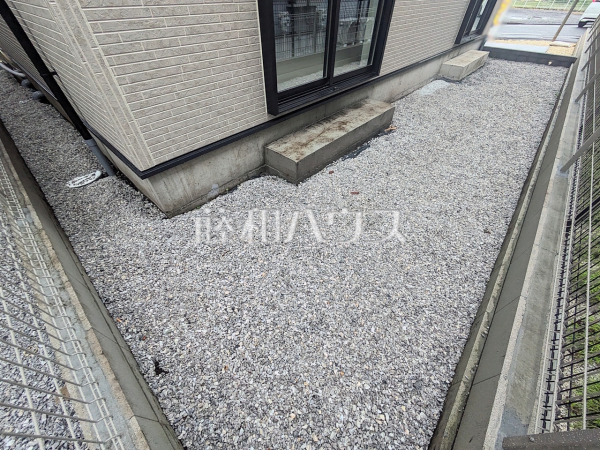 7号棟　庭　【八王子市楢原町】