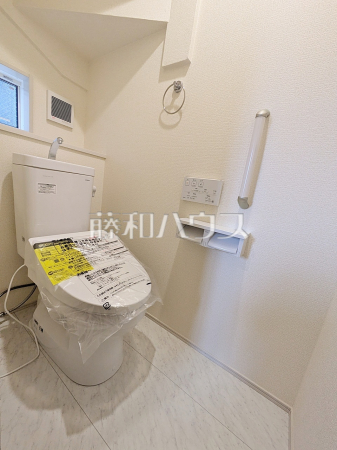 2号棟　トイレ　【府中市四谷３丁目】