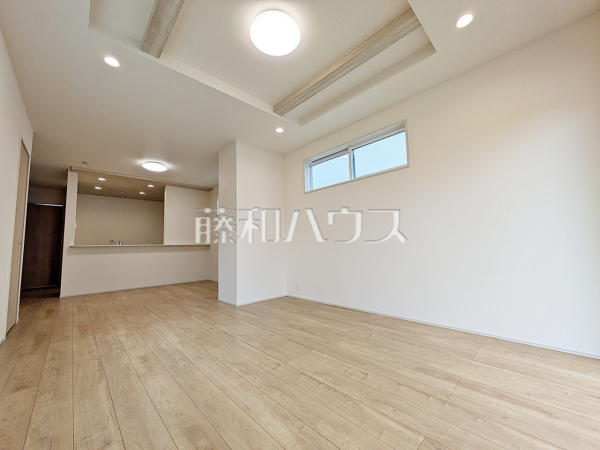 2号棟　リビング　【府中市四谷３丁目】