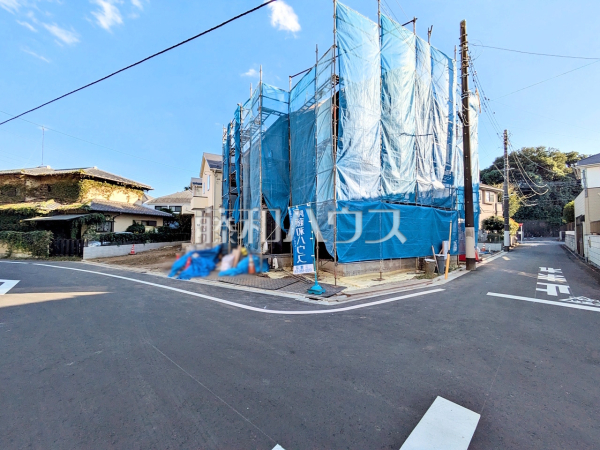接道状況および現場風景　【三鷹市新川４丁目】