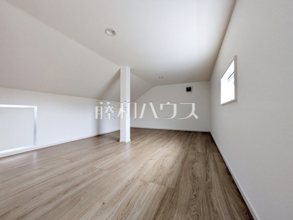 B号棟 小屋裏収納 【東大和市中央1丁目】 B号棟 小屋裏収納 【東大和市中央1丁目】