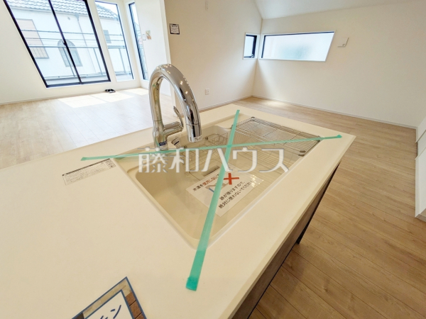 一体型シンク・キッチン水栓　【練馬区北町５丁目】