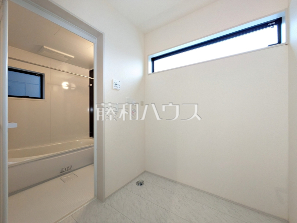3号棟　ランドリールーム　【武蔵村山市大南１丁目】