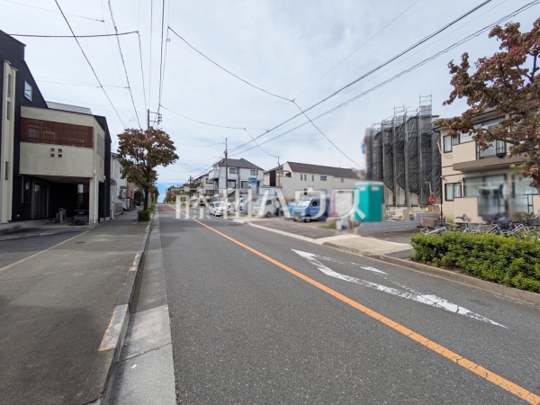 接道状況および現場風景 【練馬区平和台1丁目】 接道状況および現場風景 【練馬区平和台1丁目】