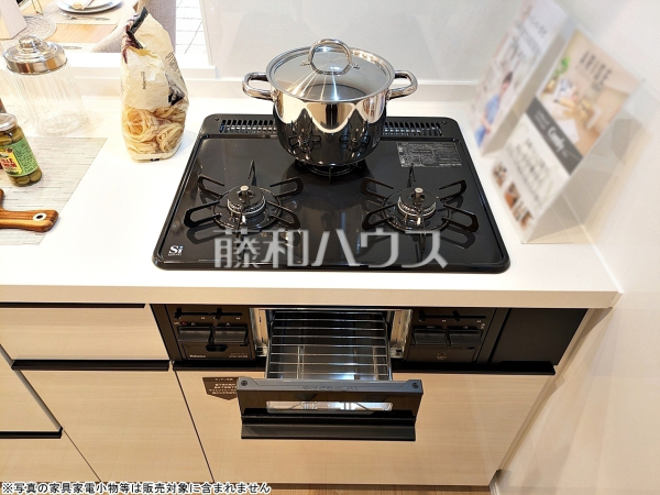 キッチンコンロ 【ドラゴンマンション西高島平弐番館】 キッチンコンロ 【ドラゴンマンション西高島平弐番館】