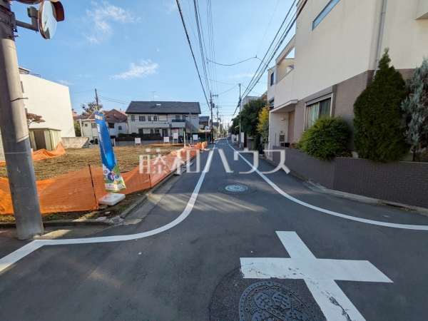 接道状況および現場風景　【世田谷区赤堤４丁目】