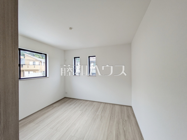 B号棟　居室　【福岡市南区柏原６丁目】