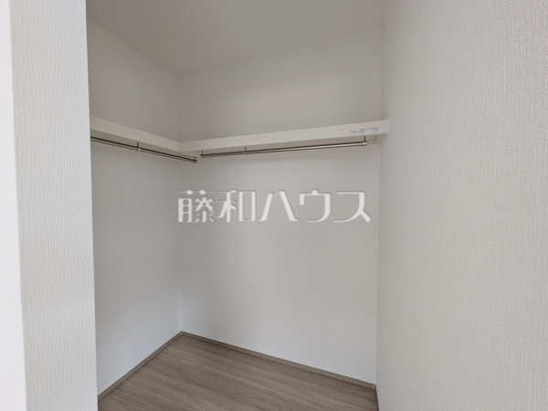 B号棟　収納　【福岡市南区柏原６丁目】