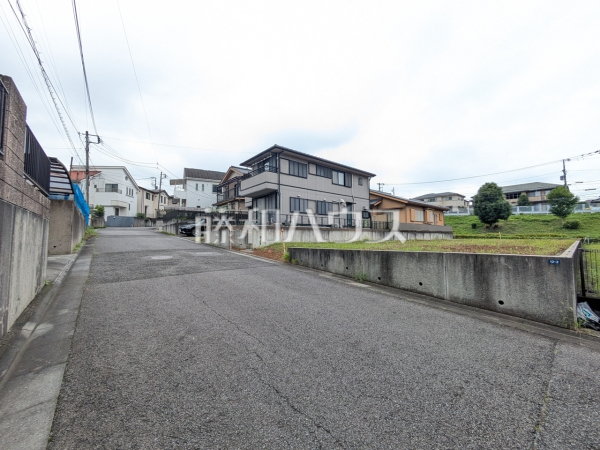 接道状況および現場風景　【八王子市西片倉３丁目】