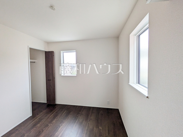 2号棟　居室　【福岡市南区若久６丁目】