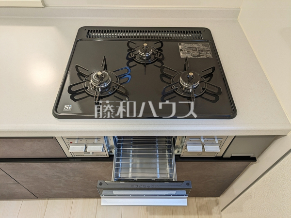 キッチンコンロ　【富士見市渡戸１丁目】