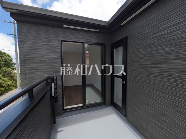 2号棟　バルコニー　【沖縄市松本２丁目】