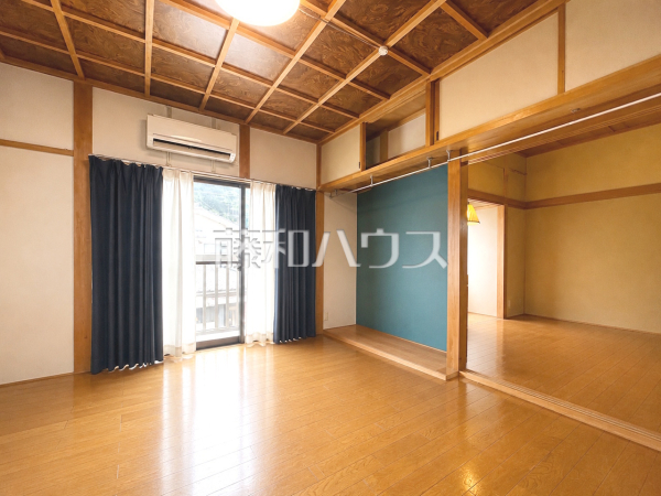居室【八王子市横川町】※画像は実際の室内をAI（CG）で加工したものです。また、実際の室内とは色調や質感が異なる場合があります。